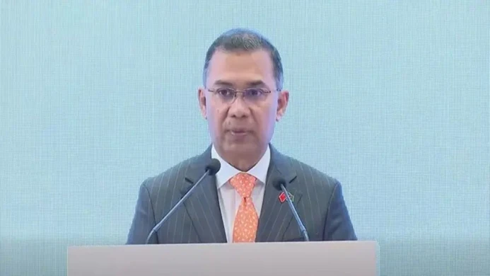 চীনের সঙ্গে গভীর শিল্প অংশীদারত্ব চায় বাংলাদেশ: প্রধানমন্ত্রী