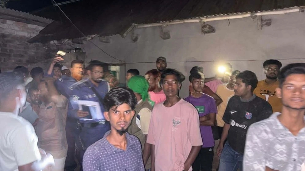 জয়পুরহাটে ছেলের হাতে বাবার মর্মান্তিক মৃত্যু