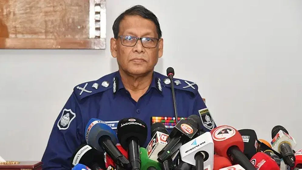আইজিপি বাহারুল আলম অপসারণের জন্য সরকারকে লিগ্যাল নোটিশ