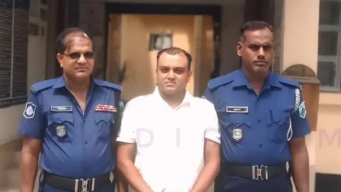 বগুড়ায় ১২০০ ইয়াবাসহ ছাত্রদল নেতা আটক