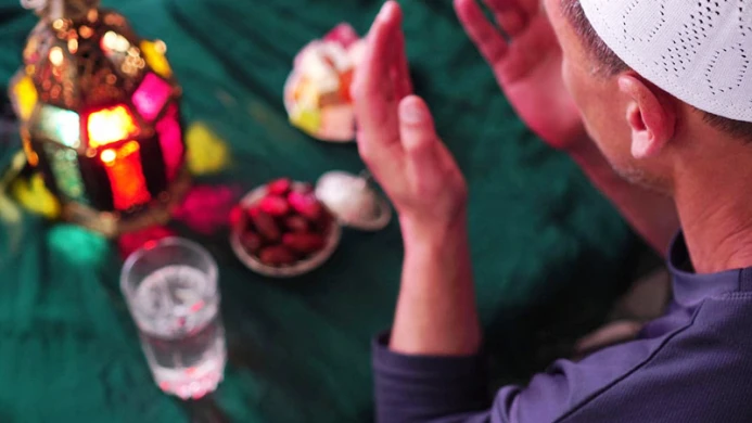 রোজা আছে, কিন্তু সওয়াব নেই কারা সেই হতভাগা মানুষ?