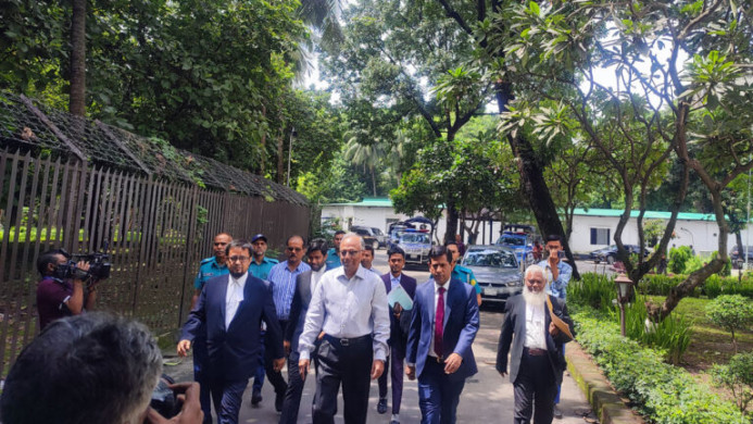 শেখ হাসিনার বিরুদ্ধে ট্রাইব্যুনালে সাক্ষ্য দিলেন মাহমুদুর রহমান