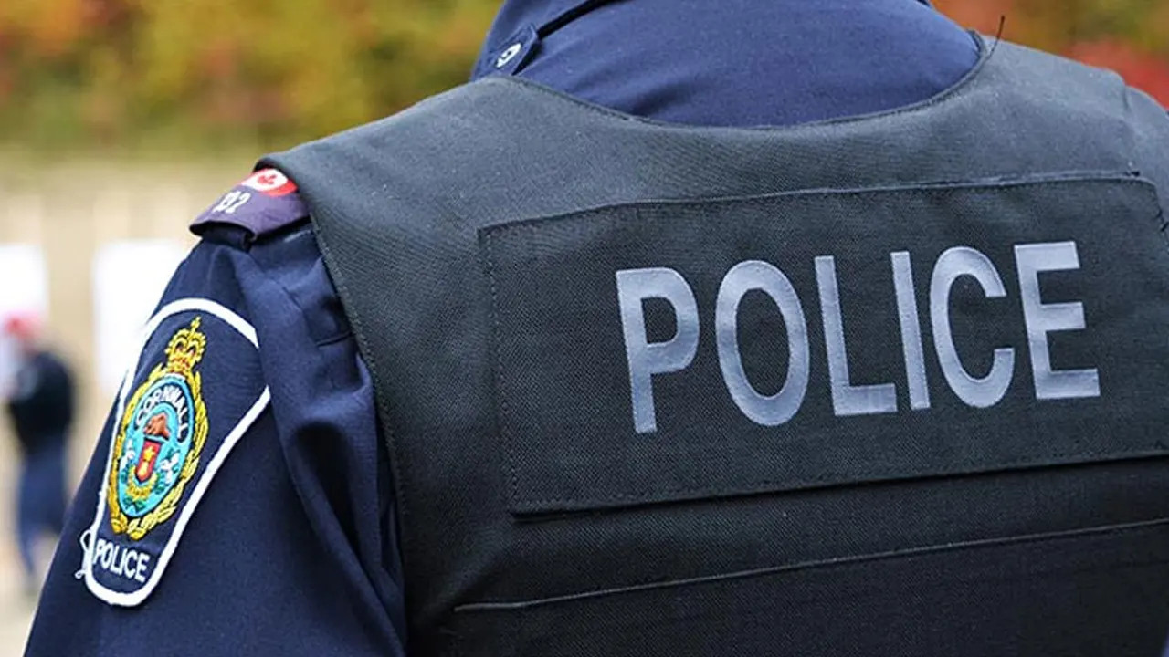 বগুড়ায় ডিবি সেজে চাঁদা দাবির অভিযোগে পুলিশ কনস্টেবল আটক