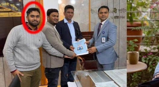 নারায়ণগঞ্জ–১ আসনে ছাত্রলীগ ক্যাডারের সহায়তায় মনোনয়ন নিলেন দিপু