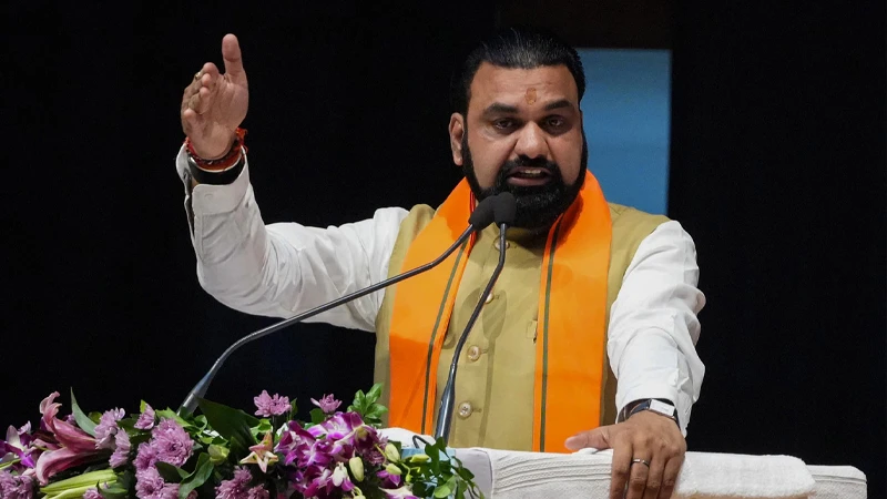 গঙ্গার পানি বাড়ায় ফারাক্কার সব গেট খোলার দাবি বিহারের মুখ্যমন্ত্রীর