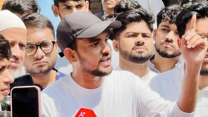 মিরপুরের রাড্ডা ক্লিনিক দখল প্রতিহত করা হবে: আসিফ মাহমুদ