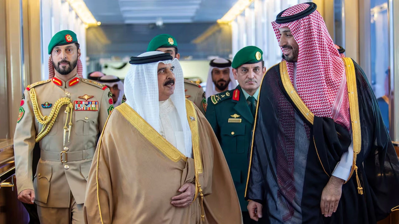 সৌদিতে উপসাগরীয় নেতাদের জরুরি বৈঠক, হরমুজ খোলার দাবি