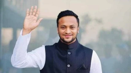 আওয়ামী লীগের রাজনীতিতে সক্রিয় হতে চান সাকিব আল হাসান