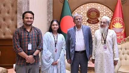 বঙ্গভবনে রাষ্ট্রপতির সঙ্গে শহীদ মুগ্ধর পরিবারের সাক্ষাৎ