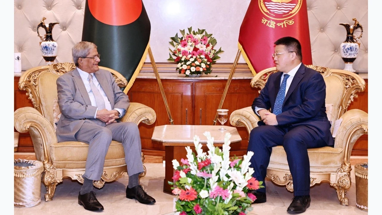 রাষ্ট্রপতির সঙ্গে চীনা রাষ্ট্রদূতের সৌজন্যে বৈঠক