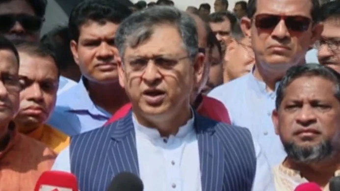 সংসদ ভবনে বিশৃঙ্খলার জন্য দায়ী ফ্যাসিস্ট বাহিনী: সালাহউদ্দিন আহমেদ