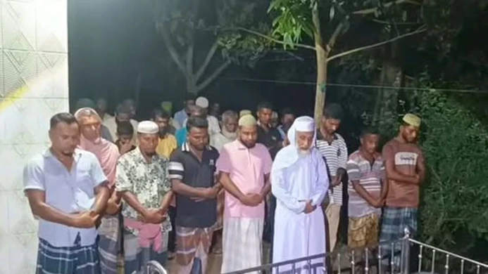 সাতক্ষীরায় এমপি গাজী নজরুলের দ্বিতীয় স্ত্রী মরিয়মের দাফন সম্পন্ন