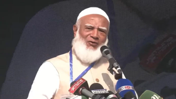 এদিকে ফ্যামিলি কার্ড, অন্যদিকে নারীদের ওপর হামলা করছে দলটি: জামায়াত আমির