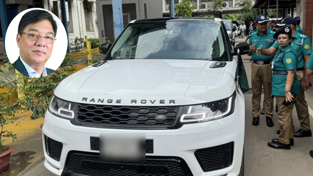 ট্রাফিক আইন ভাঙায় বিমানমন্ত্রীর গাড়ির বিরুদ্ধে দুই মামলা