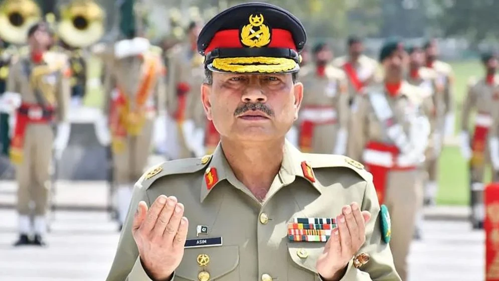 খামেনির রাষ্ট্রীয় জানাজায় অংশ নিতে তেহরানে আসিম মুনির
