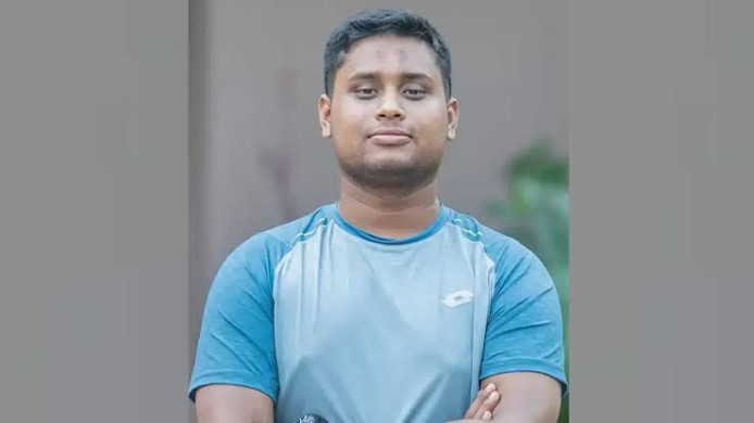 প্রধান উপদেষ্টার স্বজনপ্রীতির সবচেয়ে বড় উদাহরণ স্বাস্থ্য উপদেষ্টা: হাসনাত আবদুল্লাহ