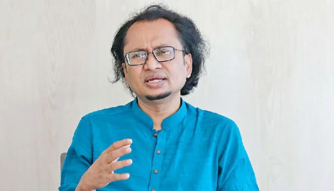দিল্লিতে আটকের পর দেশে ফিরছেন প্রধানমন্ত্রীর তথ্য উপদেষ্টা