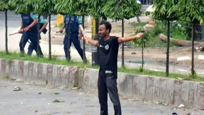 আবু সাঈদ হত্যা মামলায় দুই পুলিশ সদস্যের মৃত্যুদণ্ড