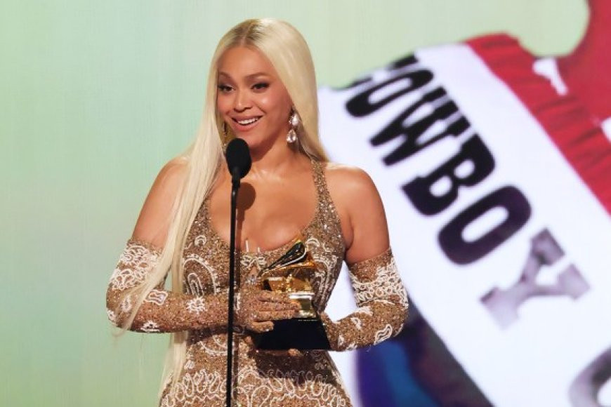 Grammys Take On-Air Hit but Thrive on Social Media
