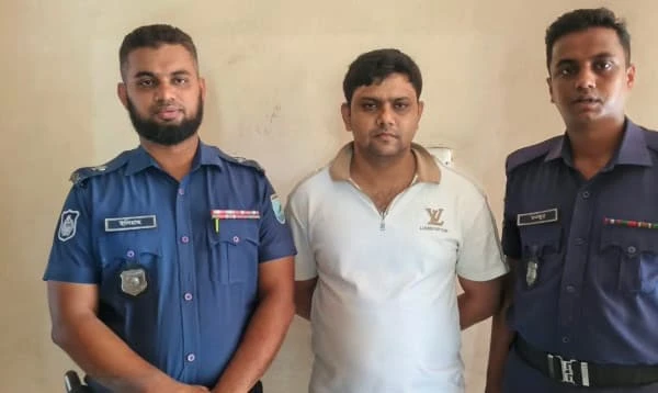 চাঁদাবাজির মামলায় নারায়ণগঞ্জ কৃষক দলের নেতা ফয়সাল গ্রেপ্তার