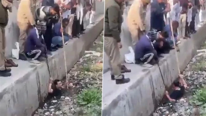 শিশু নিখোঁজের ভুয়া অভিযোগে প্রশাসন দিয়ে ড্রেন পরিষ্কার করালেন নারী