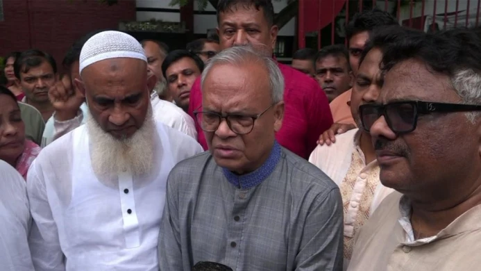সুগার মিলের উৎপাদন বাড়াতে সরকার কাজ করছে: রিজভী