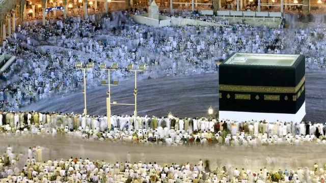 হজ ও ঈদুল আজহার সম্ভাব্য তারিখ ঘোষণা সংযুক্ত আরব আমিরাতের