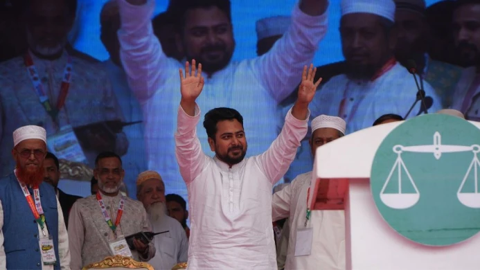 ১১ দলীয় জোট ক্ষমতায় এলে জুলাই গণহত্যা-হাদির বিচার হবে: নাহিদ ইসলাম