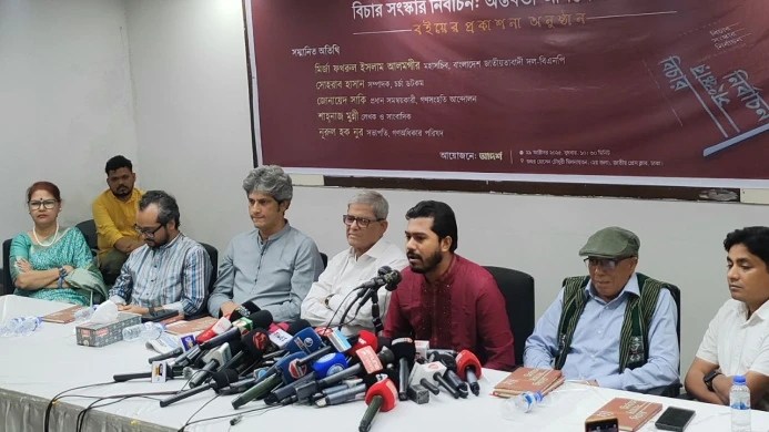 নতুন বছরের শুরুতেই নির্বাচন জরুরি: নুরুল হক নুর