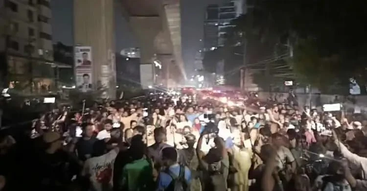 আওয়ামী লীগের ‘লকডাউন’ কর্মসূচির বিরুদ্ধে ঢাকায় এনসিপির বিক্ষোভ