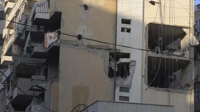 ইসরায়েলের হামলায় হিজবুল্লাহর চিফ অব স্টাফসহ নিহত ৫