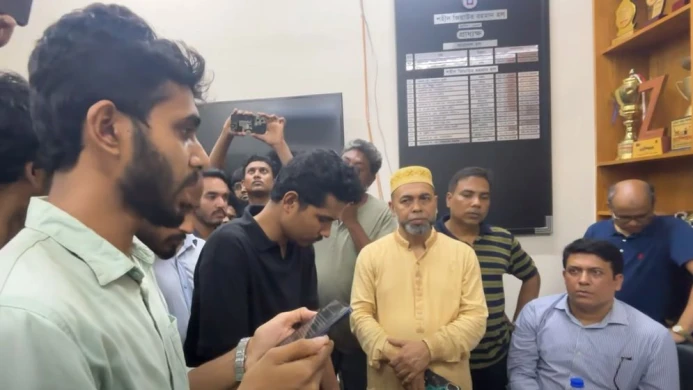 রাবিতে ছাত্রদলের হামলার ঘটনায় সাংবাদিকদের তিন দফা দাবি