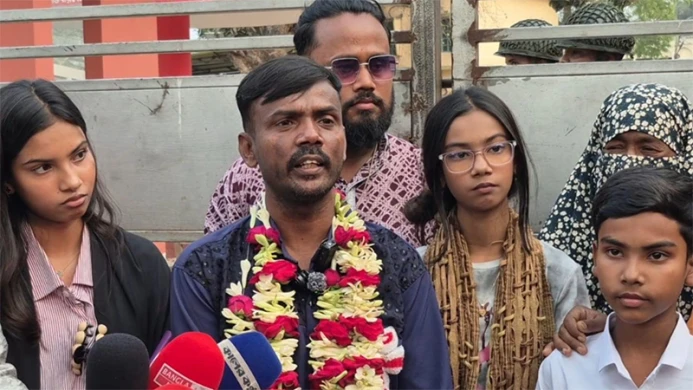 ধর্ষণ মামলায় জামিন পেলেন হিরো আলম