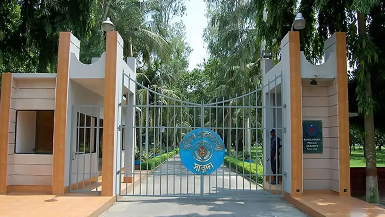 জুলাই হত্যা মামলায় অভিযুক্ত ডিআইজি পুলিশ একাডেমি থেকে পালিয়ে গেছেন