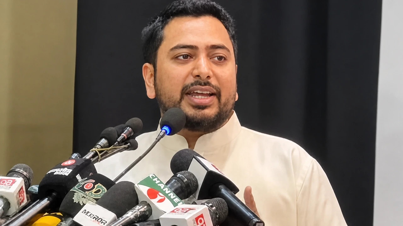 আওয়ামী লীগকে পুনর্বাসনের সুযোগ রাখা হচ্ছে : নাহিদ ইসলাম