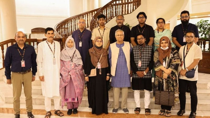 বিমান দূর্ঘটনায় নিহত শিক্ষকগণ সাহসিকতা ও মানবতার অনন্য দৃষ্টান্ত:প্রধান উপদেষ্টা