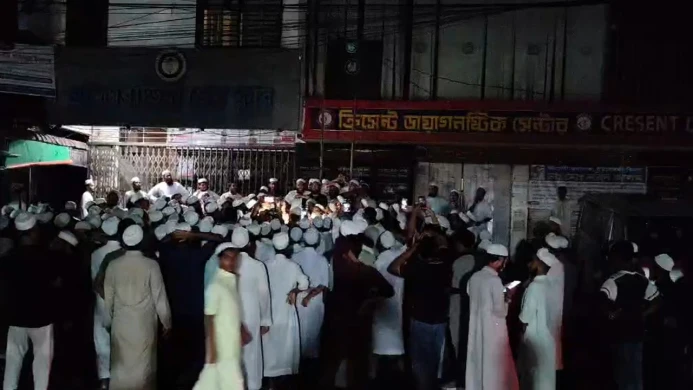 হাসনাতের বক্তব্যে ক্ষোভ,ব্রাহ্মণবাড়িয়ায় বিক্ষোভ কওমি ছাত্র ঐক্যের