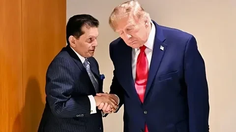 ট্রাম্পের সঙ্গে একান্তে মতবিনিময় করলেন পররাষ্ট্রমন্ত্রী খলিলুর রহমান