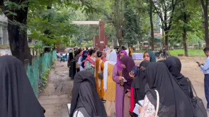 ঢাকা বিশ্ববিদ্যালয়ে ডাকসু ও হল সংসদে ভোটগ্রহণ শুরু
