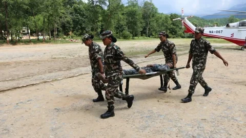 নেপালে নিহত বেড়ে ৩৮৯, আরও বড় দুর্যোগের শঙ্কা