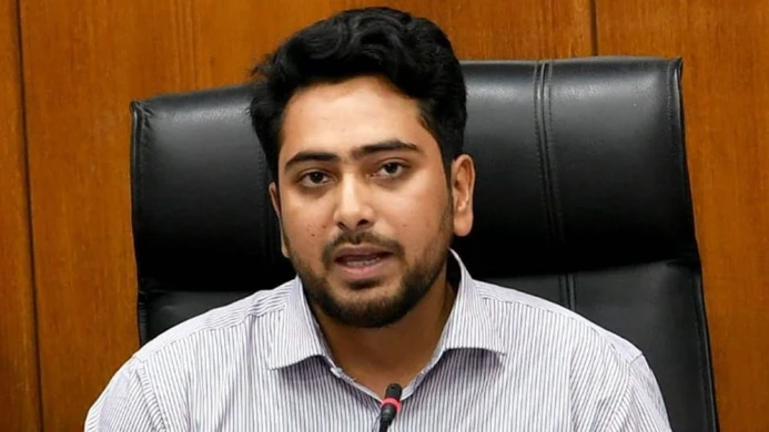 জামায়াতের পিআর আন্দোলন রাজনৈতিক প্রতারণা ও বিভ্রান্তির কৌশল: নাহিদ ইসলাম