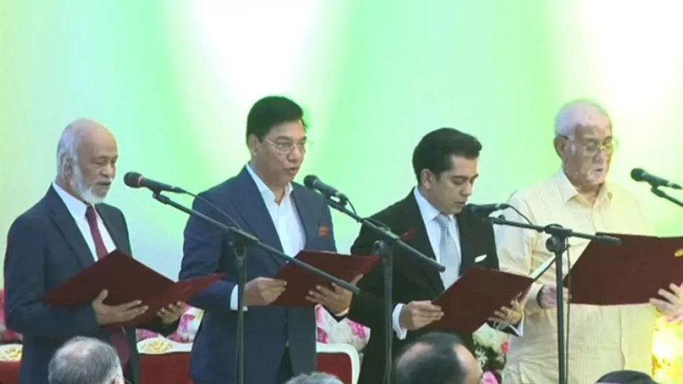 বঙ্গভবনে শপথ নিলেন নতুন ৪ মন্ত্রী, ২ প্রতিমন্ত্রী