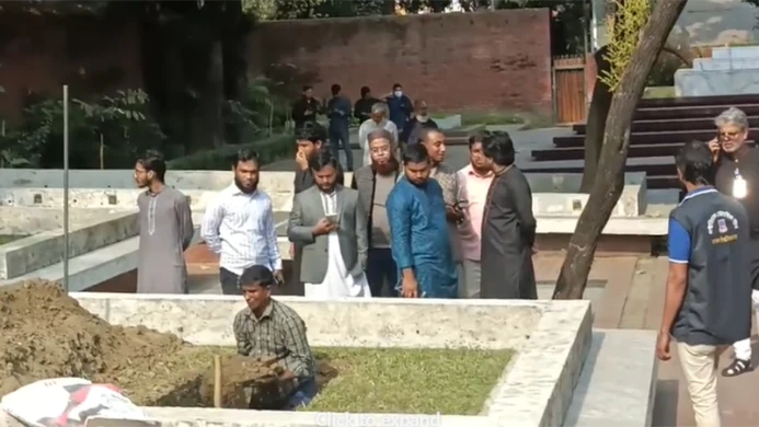 কবি নজরুলের পাশেই খোঁড়া হচ্ছে কবর, শায়িত হবেন শহিদ ওসমান হাদি