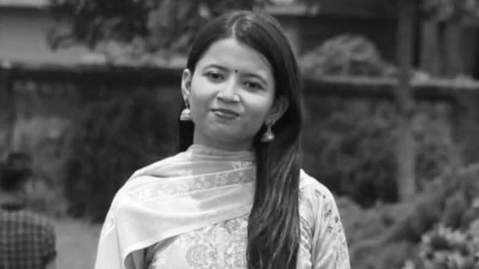 নারায়ণগঞ্জে ভাড়া বাসা থেকে কুবি শিক্ষার্থীর ঝুলন্ত মরদেহ উদ্ধার