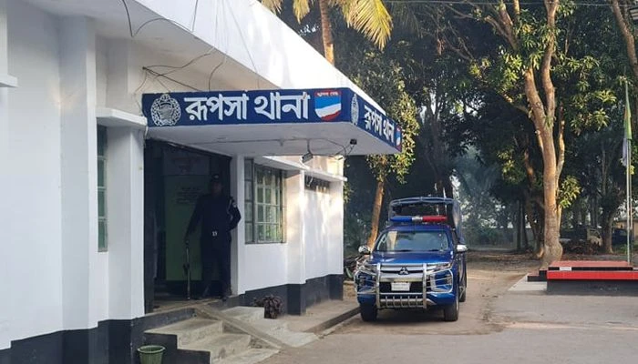 খুলনায় পুলিশ ক্যাম্পের বাথরুমে কনস্টেবলের ঝুলন্ত মরদেহ উদ্ধার