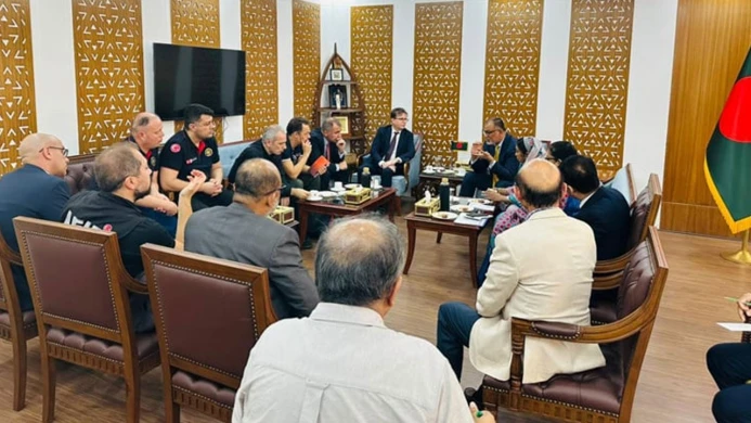 অগ্নিকাণ্ডের কারণ অনুসন্ধানে শাহজালালে তুর্কি বিশেষজ্ঞদের সহায়তা